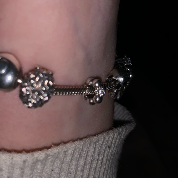 *NOT FOR SALE* wondering if anyone has this beaded spacer charm for sale??? - Picture 2 of 2